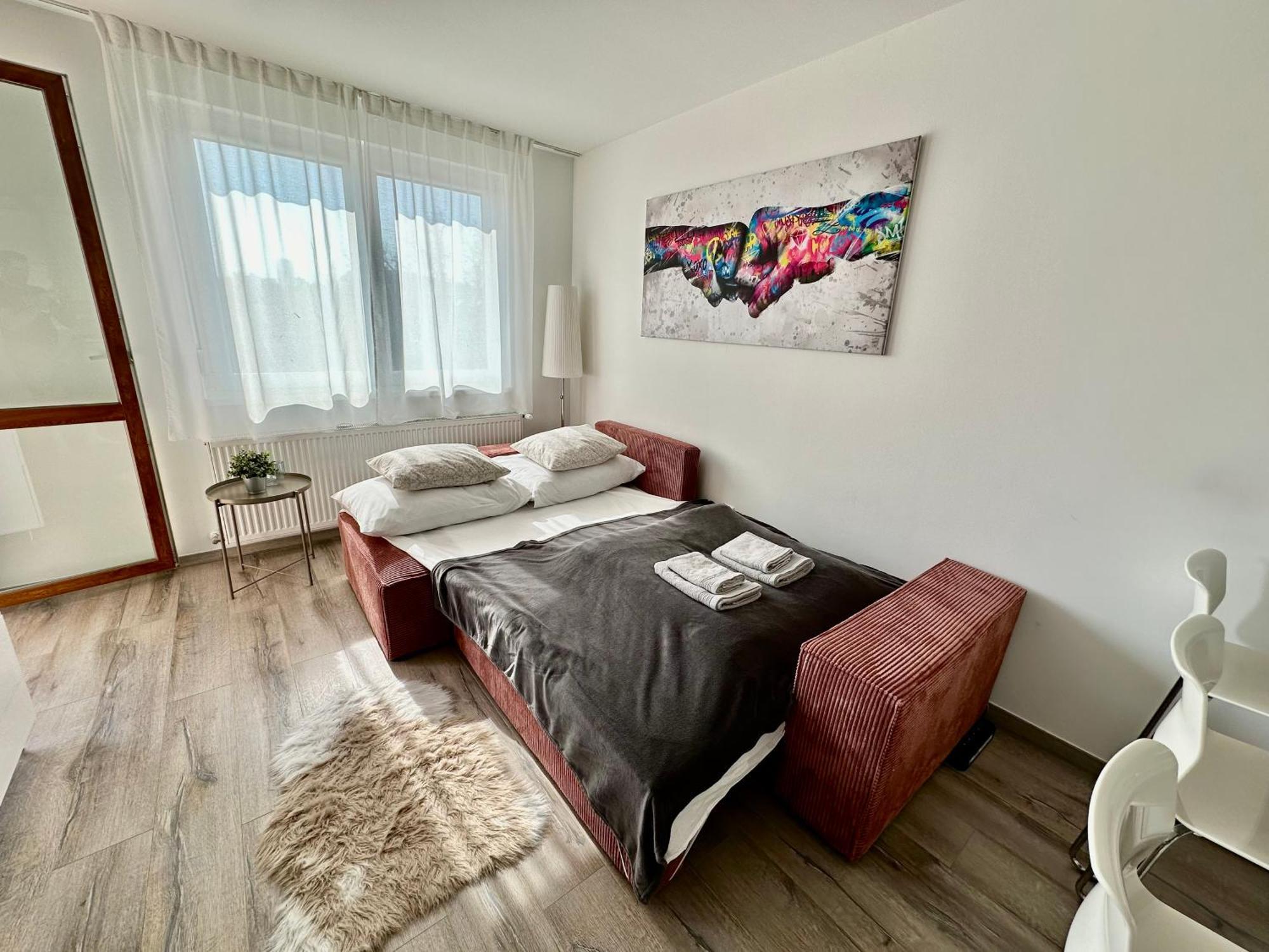 City Break Apartment - Private Garage, Ac, Balcony Boedapest Buitenkant foto