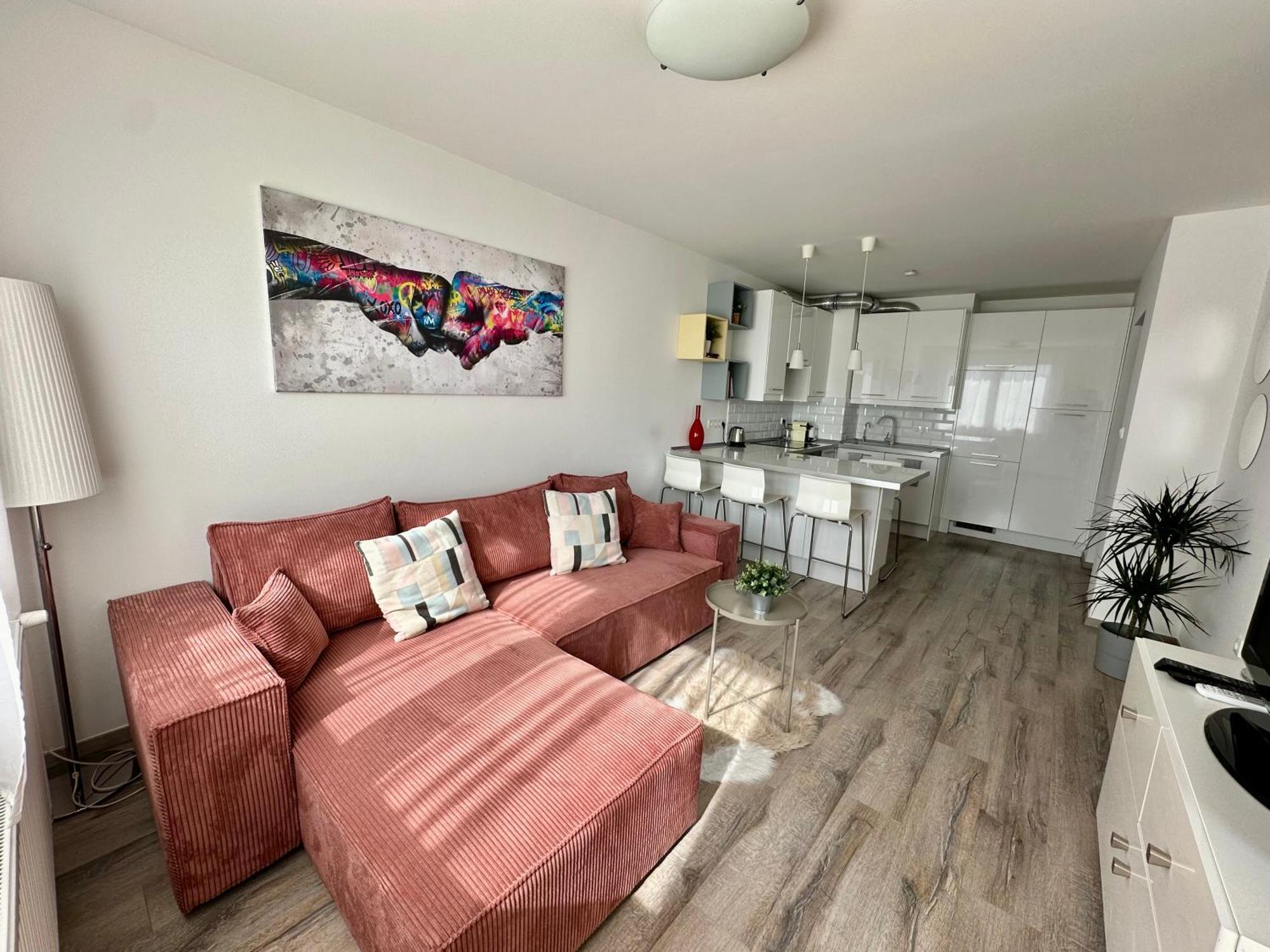 City Break Apartment - Private Garage, Ac, Balcony Boedapest Buitenkant foto